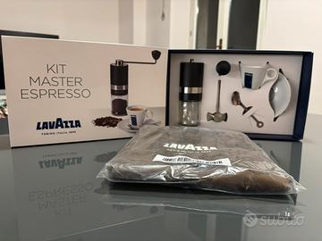 Kit Master Espresso + grembiule Lavazza caffè