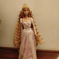 Barbie Raperonzolo sposa 