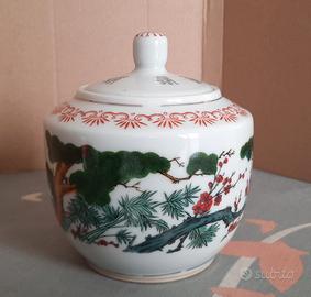 Antica zuccheriera in porcellana cinese