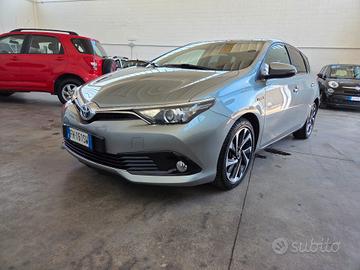Toyota Auris 1.8 Hybrid Lounge