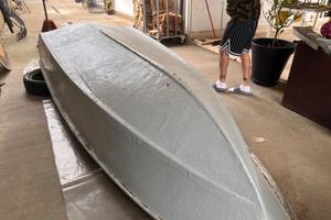 Barca da pesca in vetroresina