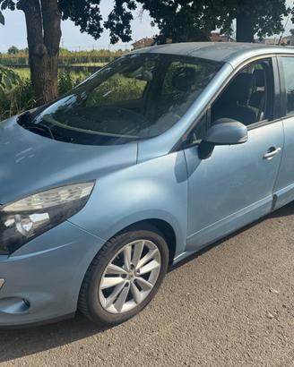 Renault Scenic X-mod 1.5 dCi 110CV