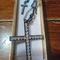 collana con croce