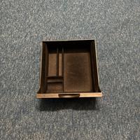 Organizer / spigen per Console Centrale Tesla