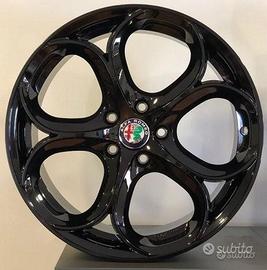 Cerchi in lega replica alfa romeo 18