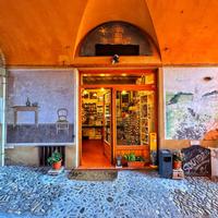 N°1, Tabaccheria e tanto altro, TRATTABILE