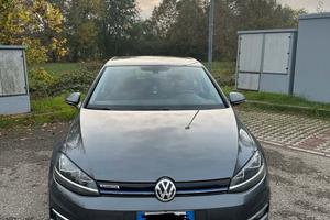 Volkswagen Golf 7.5 1.4 TGI 116CV