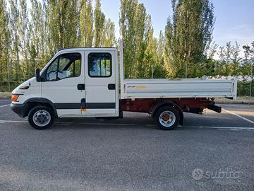 iveco daily ribaltabile trilaterale