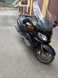 SUZUKI BURGMAN 650