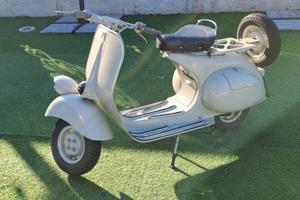 Vespa Faro Basso VM2T del 1954 125cc