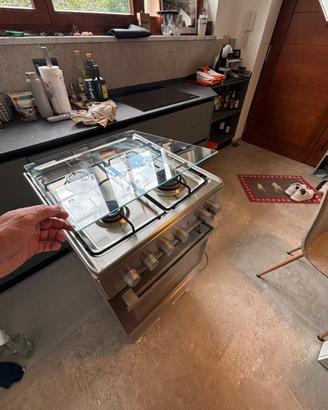 Fornello piu forno Elettrolux