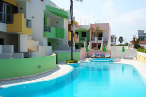 2 Bilocali con piscina a Torre Dell Orso