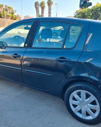 Renault Clio 1.2 16V 5 porte GPL Dynamique