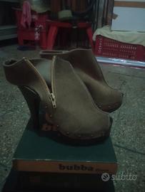 scarpe scamosciate