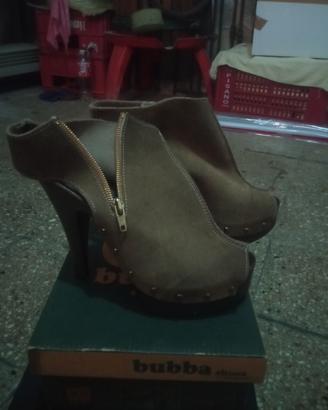 scarpe scamosciate
