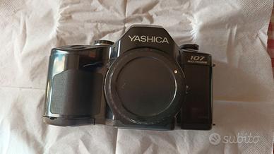 Foto reflex analogica Yashica 107 Multi Pro. RICAM
