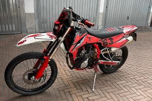 Swm rs 125 4t