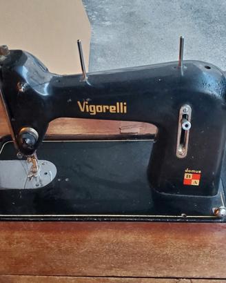 Macchina da Cucire Vigorelli Domus d'epoca