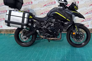 Benelli TRK 702 X
