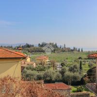 3 LOCALI A TOSCOLANO-MADERNO