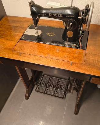 macchina da cucire Singer vintage anni 40 