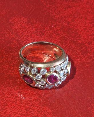 anello oro con diamnti e rubini