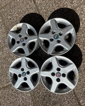 Set di 4 cerchi in lega fondmetal alfa romeo