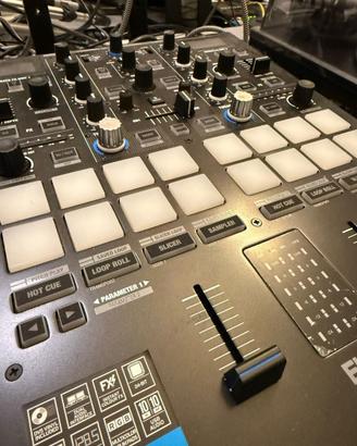 Mixer Reloop ELITE + puntine + vinili