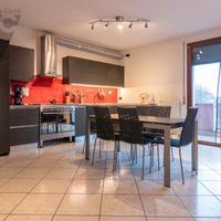 Ponte s nicolo' -recente appartamento con mansarda