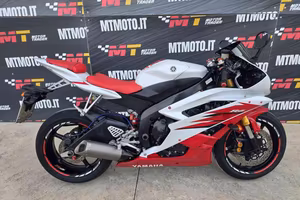 YAMAHA YZF R6 RJ11 Video 360