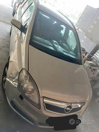 OPEL Zafira 7 posti - 2006