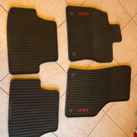 Tappetini  gomma Golf 7 / 7.5 GTI  - 5GV061550041