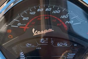 piaggio vespa 300 gts