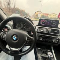 Display infotainment bmw f20 con car play