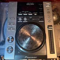 Pioneer CDJ 200