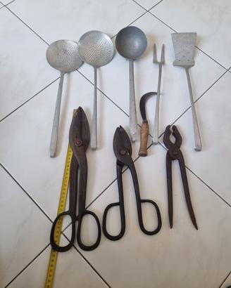 VECCHI OGETTI DA LAVORO 