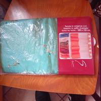 tenda in organza in satin ricamato 