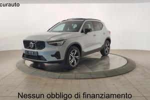 VOLVO Xc40 B3 Mild Hybrid Automatico Plus Dark