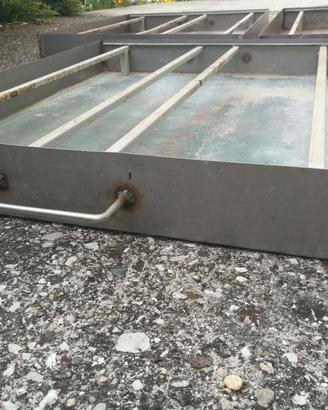 Vassoi in acciaio inox