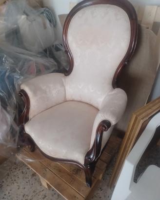 poltrona in legno 