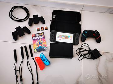 Nintendo Switch + 4 giochi + accessori