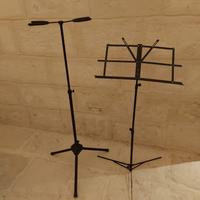 Porta chitarra e leggio porta spartito