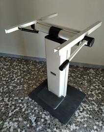 Basamento a colonna elevabile/orientabile Neolt
