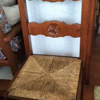 Sedie in legno con intarsio