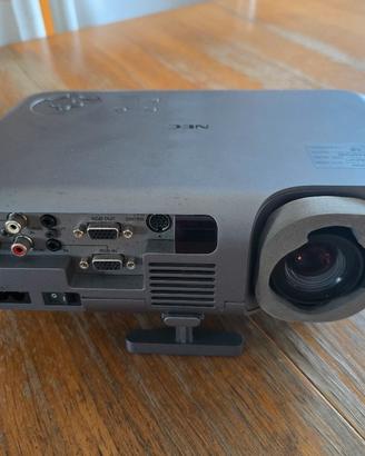 Proiettore NEC VT45