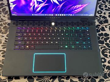 Dell Alienware M16 R2 RTX 4070 240Hz – Come Nuovo