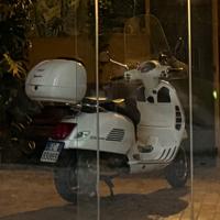 Piaggio Vespa 300 GTS - 2014