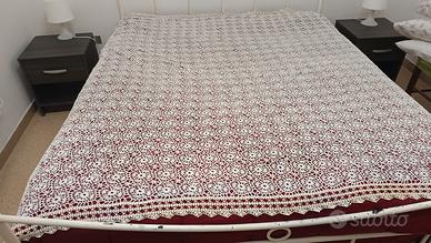 copriletto a uncinetto matrimoniale