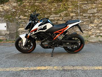 KTM 125 Duke ABS