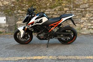 KTM 125 Duke ABS